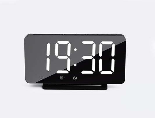 Digital Alarm Clock with Dual Alarms, Adjustable Brightness & Voice Control – 12/24H, USB-C Powered, Battery Backup