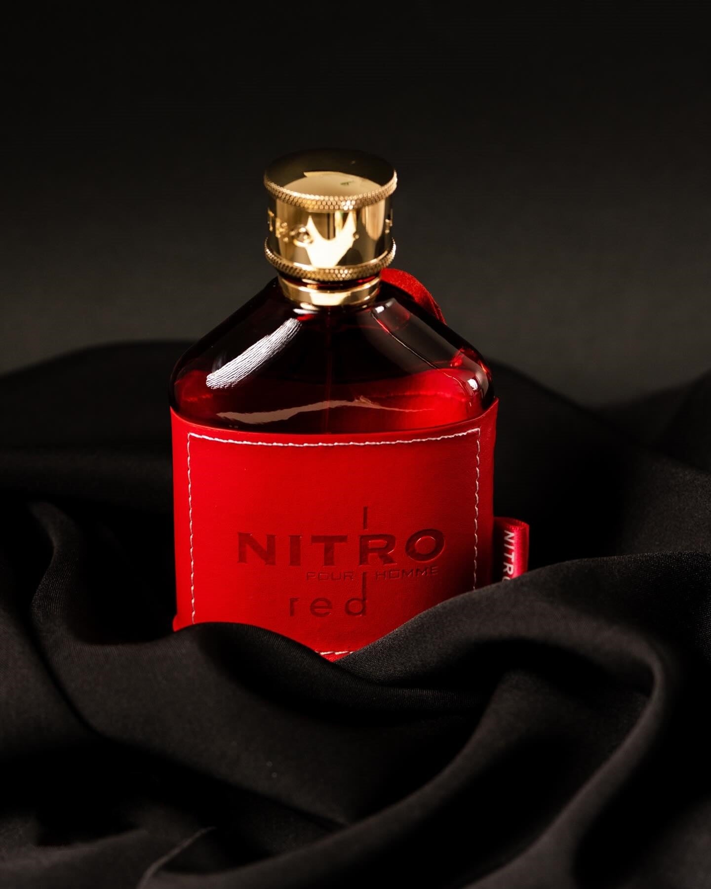 Dumont NITRO RED - 3.4oz - Eau De Parfum - Luxury Perfume for Men - Fruit, Woody, Floral & Masculine Fragrance - Long Lasting Cologne Mist & Body Spray - for Him